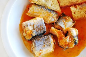Rezept Capitone (Aal) in Tomatensoße nach kalabrischer Art