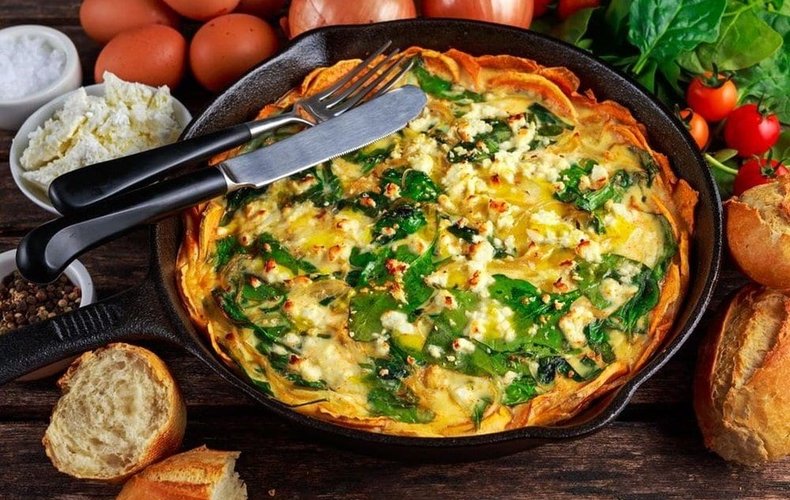 Rezept für herzhafte Spinat-Ricotta-Torte im Kartoffelmantel