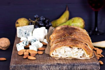 Rezept Herzhafter Strudel mit Gorgonzola und Birnen
